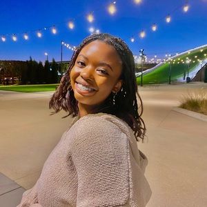 Meet your Posher, Jada